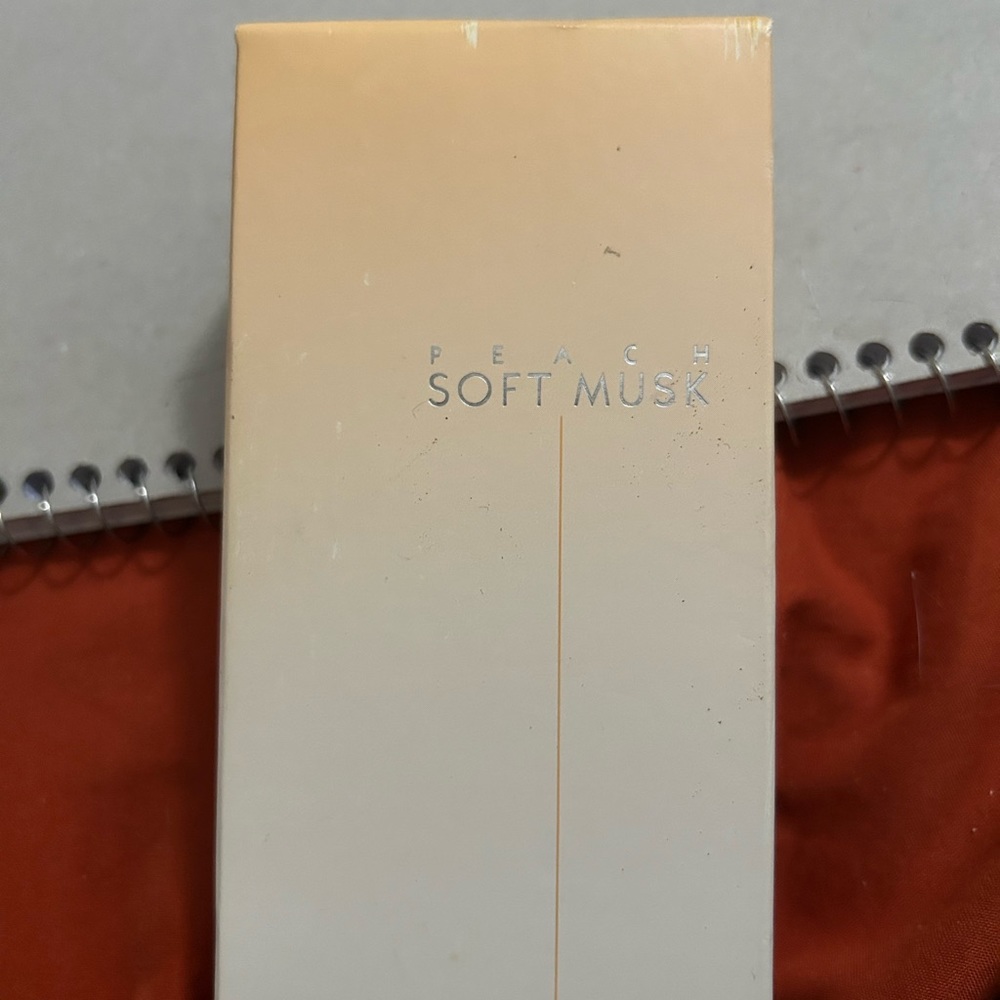 Avon peach soft musk Perfume